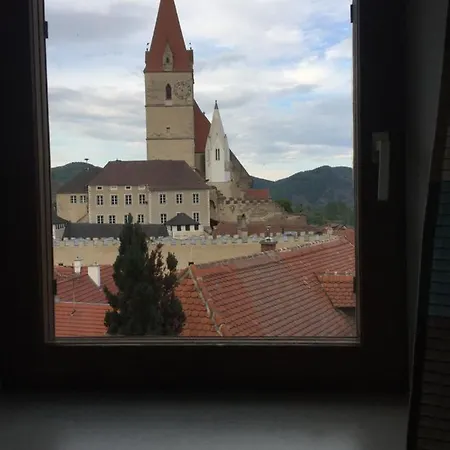 Kirchenblick Weissenkirchen in der Wachau